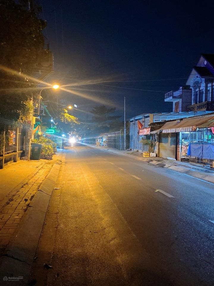 Nhà mặt tiền trung chánh gần 200m2, đang cho thuê 15tr/tháng