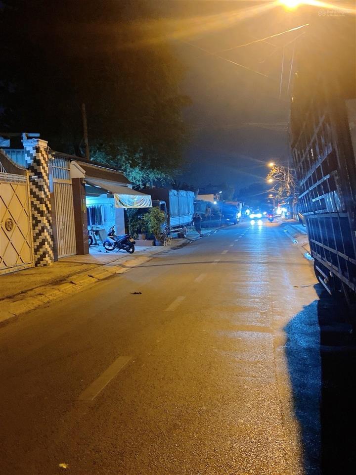 Nhà mặt tiền trung chánh gần 200m2, đang cho thuê 15tr/tháng