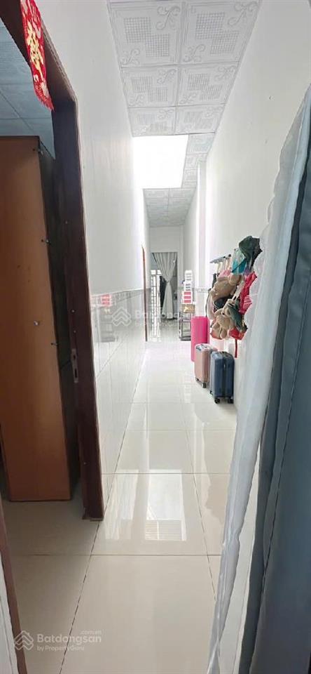 Nhà góc 2 mặt tiền ngang gần 6m.thới tam thôn. đường nhựa 7m. nhà mới đẹp