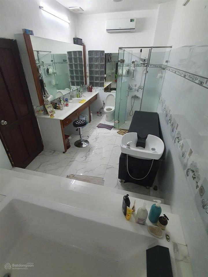 Nhà mặt tiền tân xuân 2. sát tô ký. công nhận 120m2. đường nhựa 10m