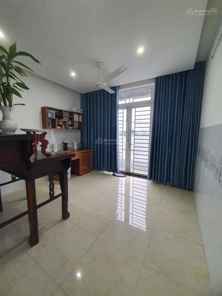 Nhà mặt tiền tân xuân 2. sát tô ký. công nhận 120m2. đường nhựa 10m
