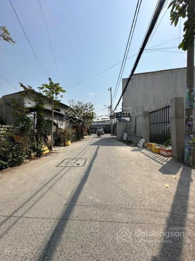 Nhà cấp 4 diện tích 160m2, cách lê lợi, quốc lộ 22 chỉ 100m
