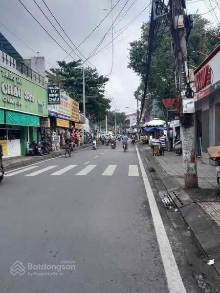 Đất thổ cư hóc môn 200m2, đường xe tải
