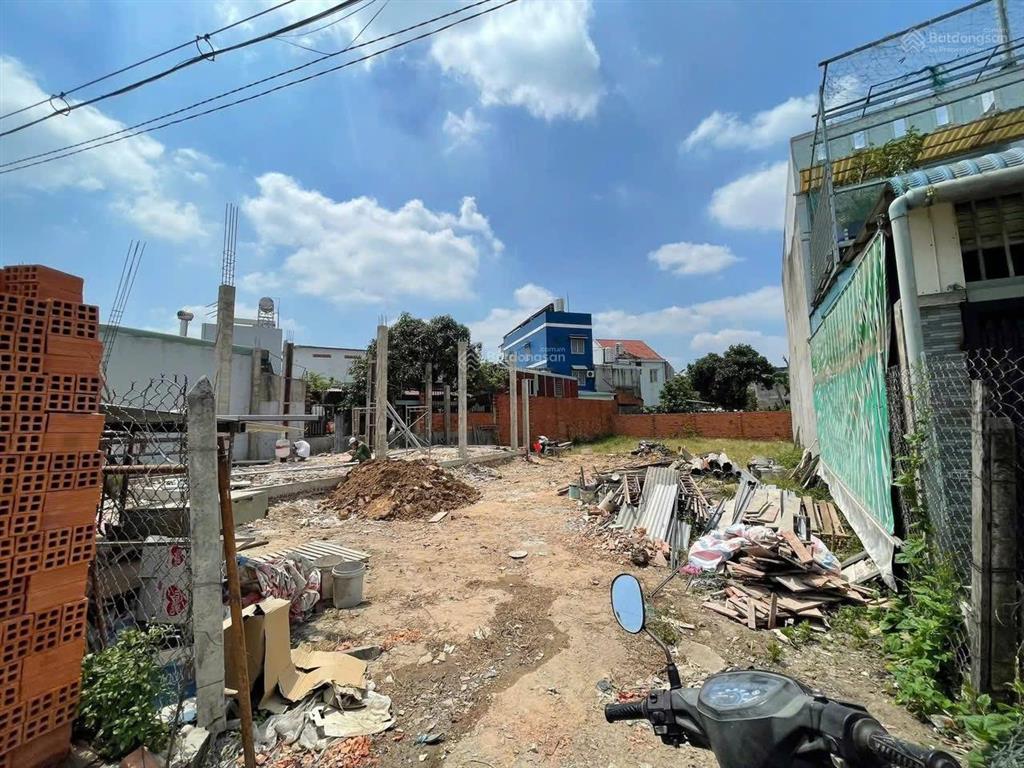 Đất tân thới nhì 260m². hóc môn. dt nở hậu 12m, dài 30m. đường xe tải thông, dân cư hiện hữu,