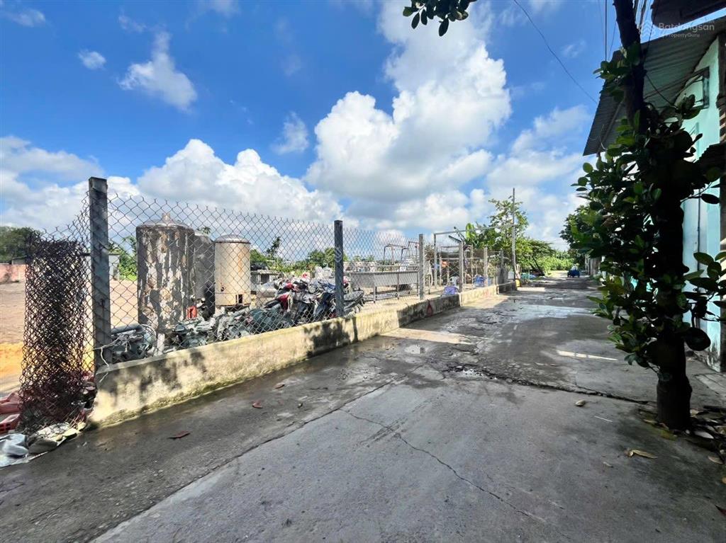 Đất thổ cư 200m2, đường xe tải, gần phan văn hớn