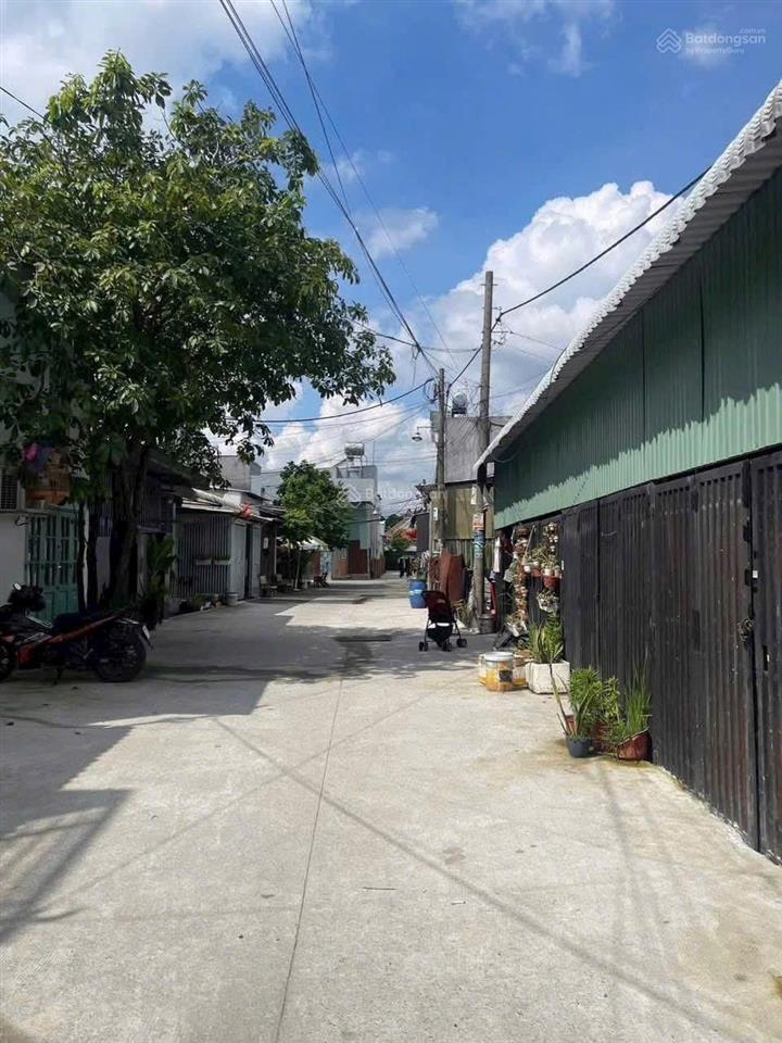 Bán dãy nhà trọ gần 300m2 xuân thới sơn, hóc môn. đang cho thuê 20tr/th