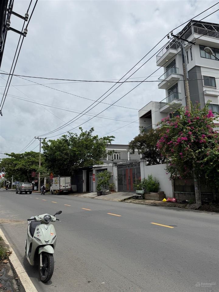 Mặt tiền dương công khi, tân hiệp, hóc môn dt 8*22m, giá 5 tỷ 7 thương lượng  0934.974.93