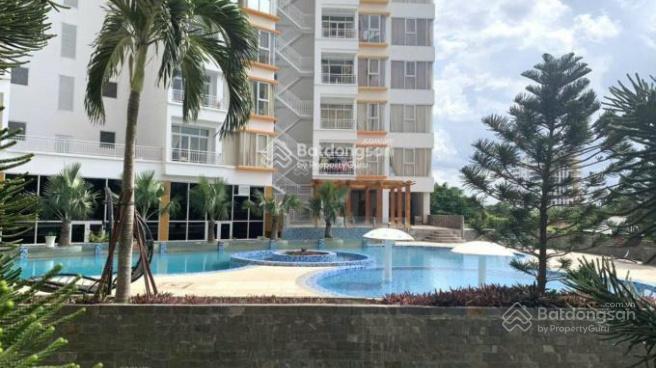 Cho thuê cc 3pn, 2wc, 83m2, giá ưu đãi 12tr, p11, q6,đt 0946 099 ***
