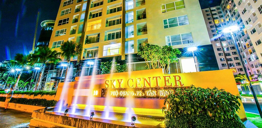 Cho thuê căn hộ 2pn, 2wc, 75m2 tại sky center, 15,5tr, đt 0946 099 ***
