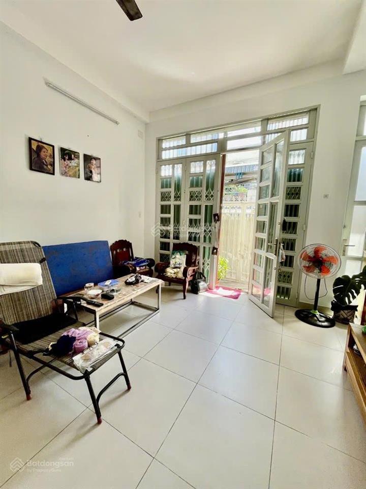 Nhà 5,5x17m  dt 84m2  hẻm rộng 4m  đoàn văn bơ  sổ hoàn công  quận 4  7,6 tỷ