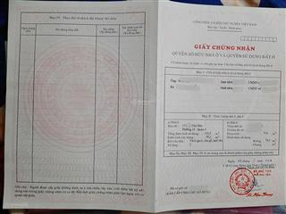 Nhà nát quận 4  5,7m x 13m  sổ hồng kdc 75m2  6,5 tỷ.