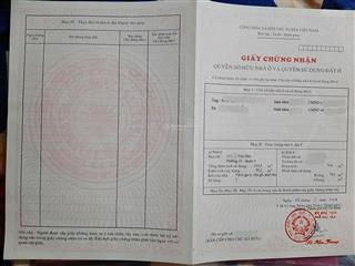 Nhà nát quận 4  5,7m x 13m  sổ hồng kdc 75m2  6,5 tỷ.
