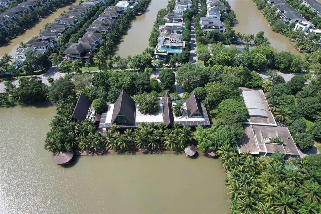 Chuyển nhượng 270m2 đảo ecopark viên ngọc độc tôn thiên nhiên đơn giá 252tr/m2