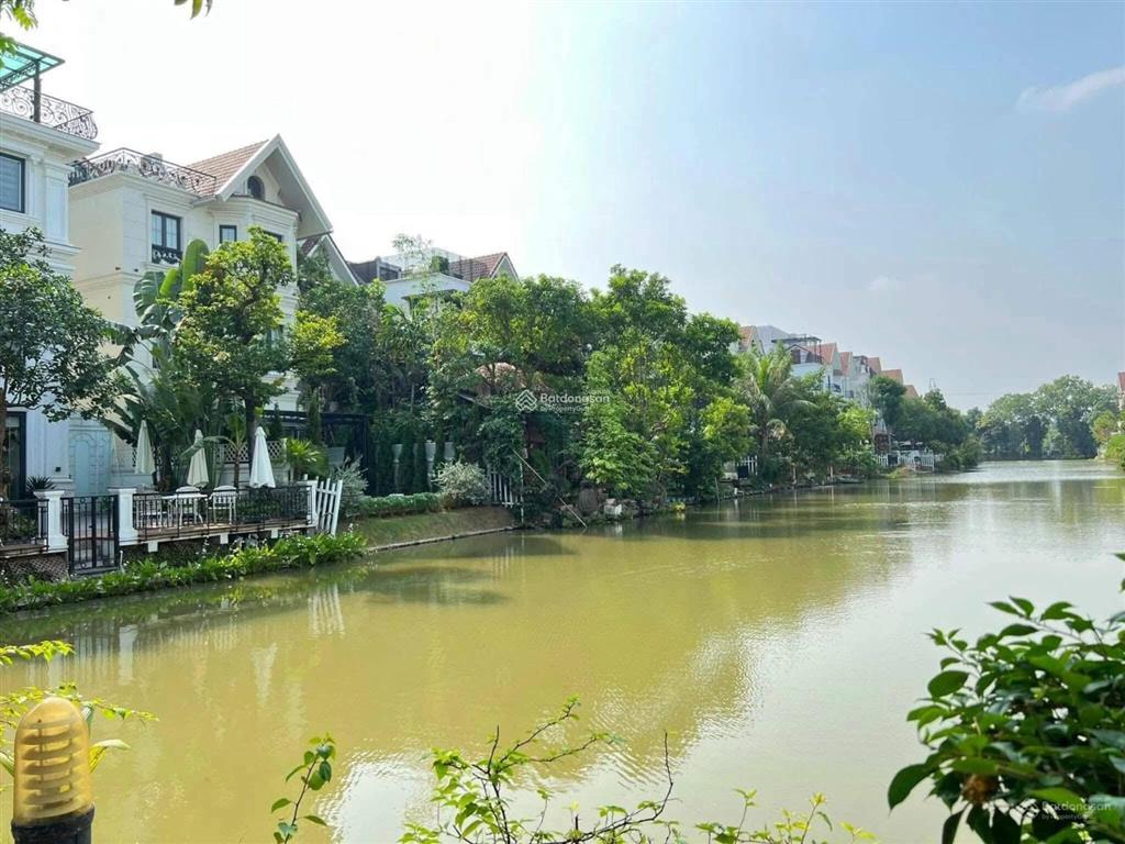 Vip! biệt thự đơn lập vinhomes riversite view sông,dt 181m2 full nội thất.chủ cần bán nhanh
