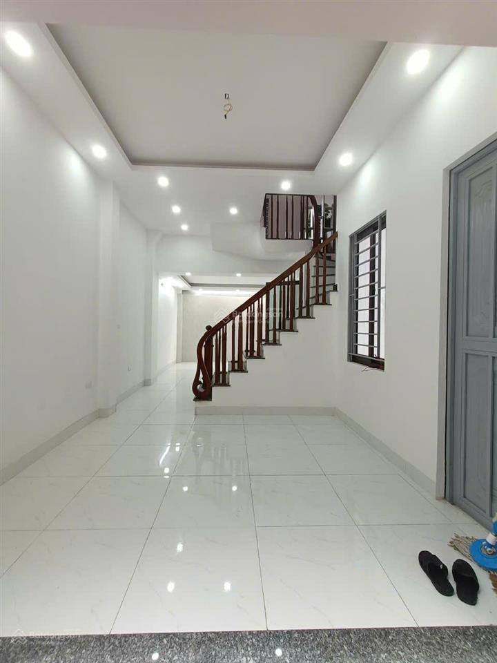 Hiếm! siêu phẩm 148 ngọc hồi, ngõ ô tô tránh, 45m2x5 tầng 4 ngủ chỉ 7,3 tỷ