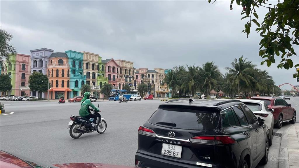 Deal quá hời ck 10% nhà đầu tư shophouse vinhomes ocean park 3 mặt đường  giá tts chỉ 18,534 tỷ