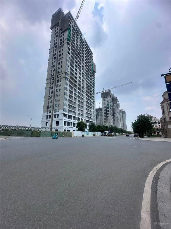 Shophouse xẻ khe 170m2 lô góc 2 mặt tiền đường đôi biển xanh vinhomes ocean park 2