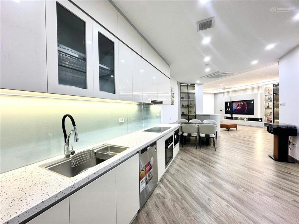 Bán quỹ căn 3pn chung cư richland southern 181 xuân thuỷ, giá tốt nhất thị trường có slot ô tô