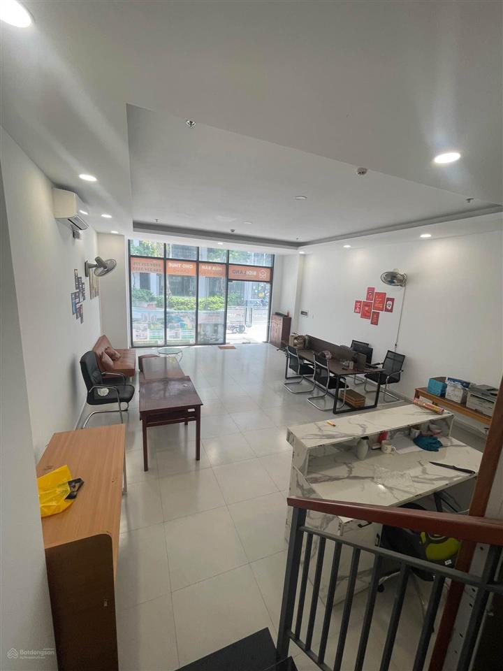 Bán tầng trệt chung cư quận 9, trường lưu