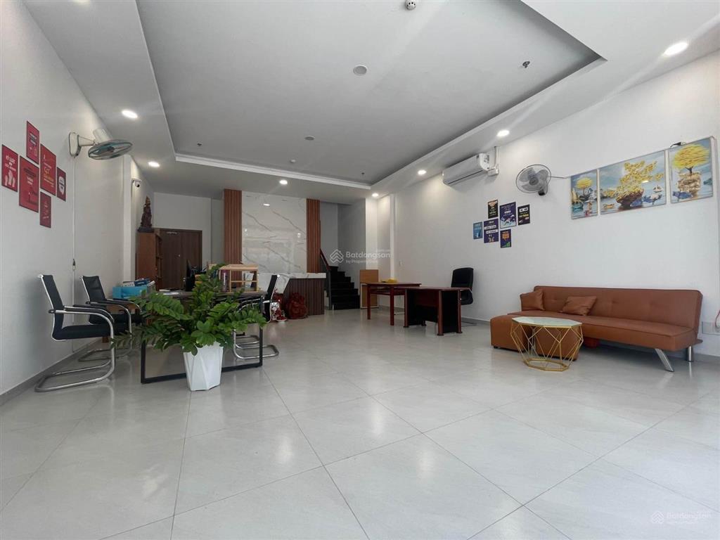 Bán tầng trệt chung cư quận 9, trường lưu
