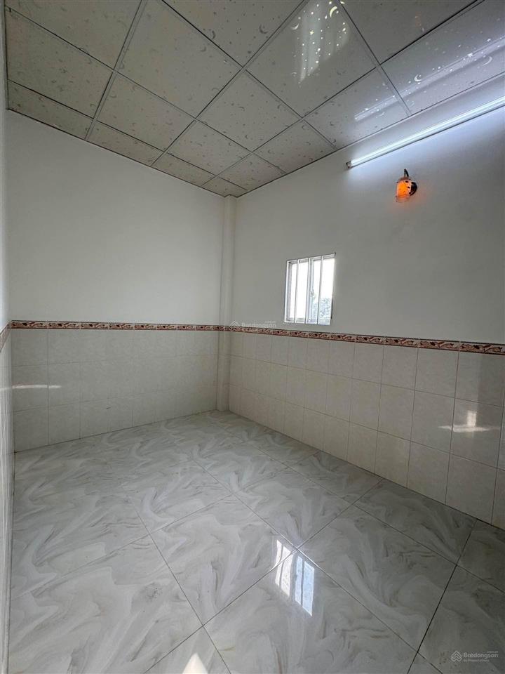 Bán nhà mới hẻm xe hơi sẵn sách valy vào ở