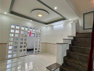 Bán nhà mới hẻm xe hơi sẵn sách valy vào ở