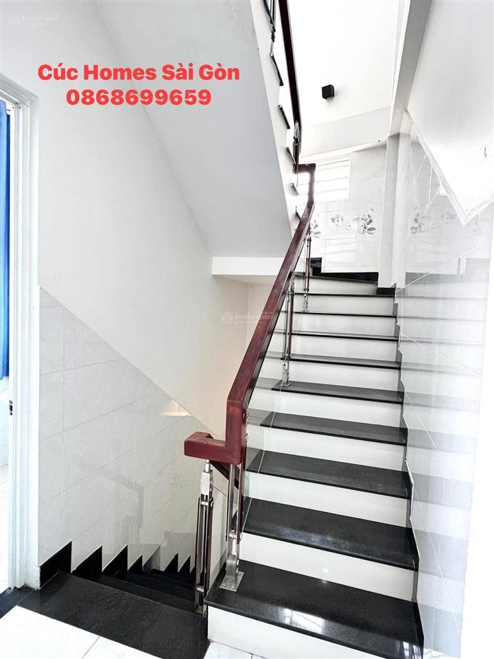 Mặt tiền kinh doanh 12m rộng 2 xe oto tránh quận 2 gần chợ