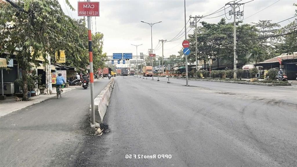 Nhà cấp 4 mặt tiền rộng phường cát lái quận 2