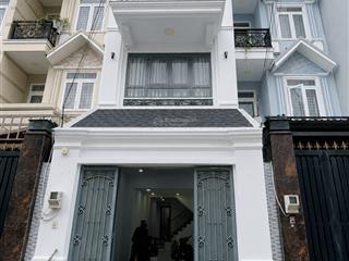Nhà đẹp quận 2 đường oto  gần bệnh viện lê văn thịnh