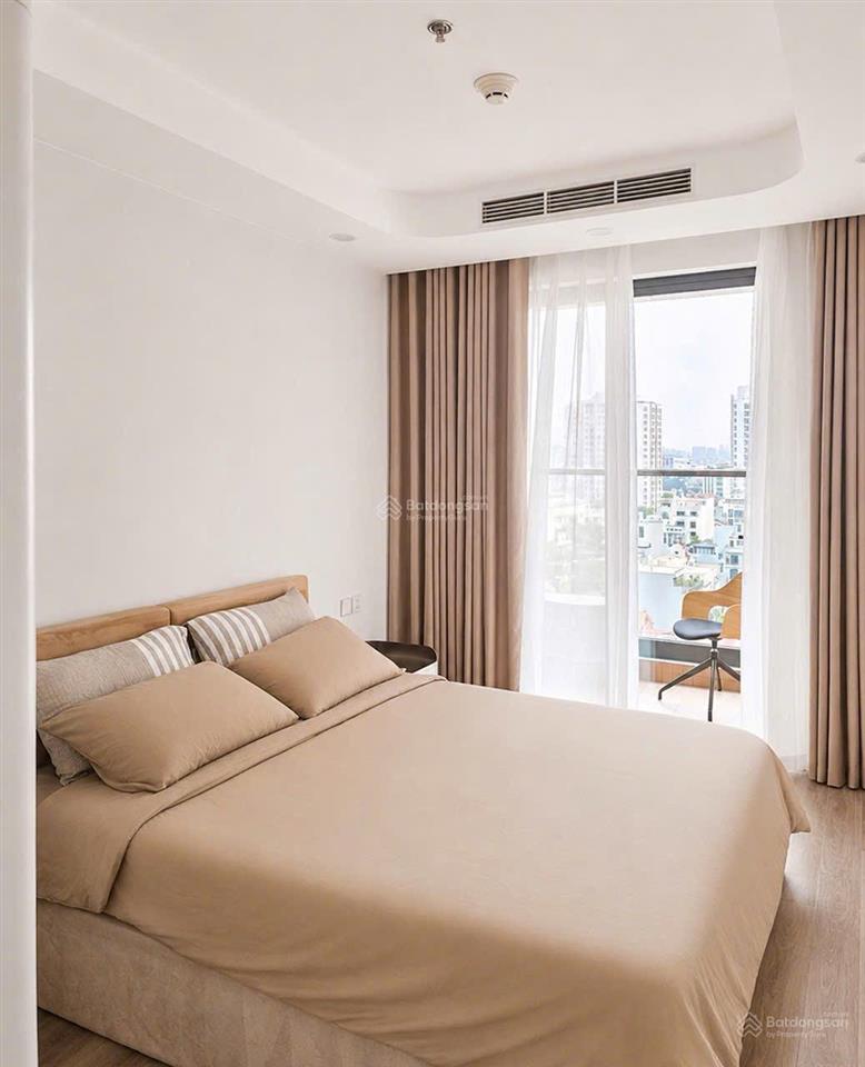 Em cần cho thuê căn 2pn full nội thất và cơ bản, diện tích 92m2 view đẹp, giá thuê chỉ 17tr/th