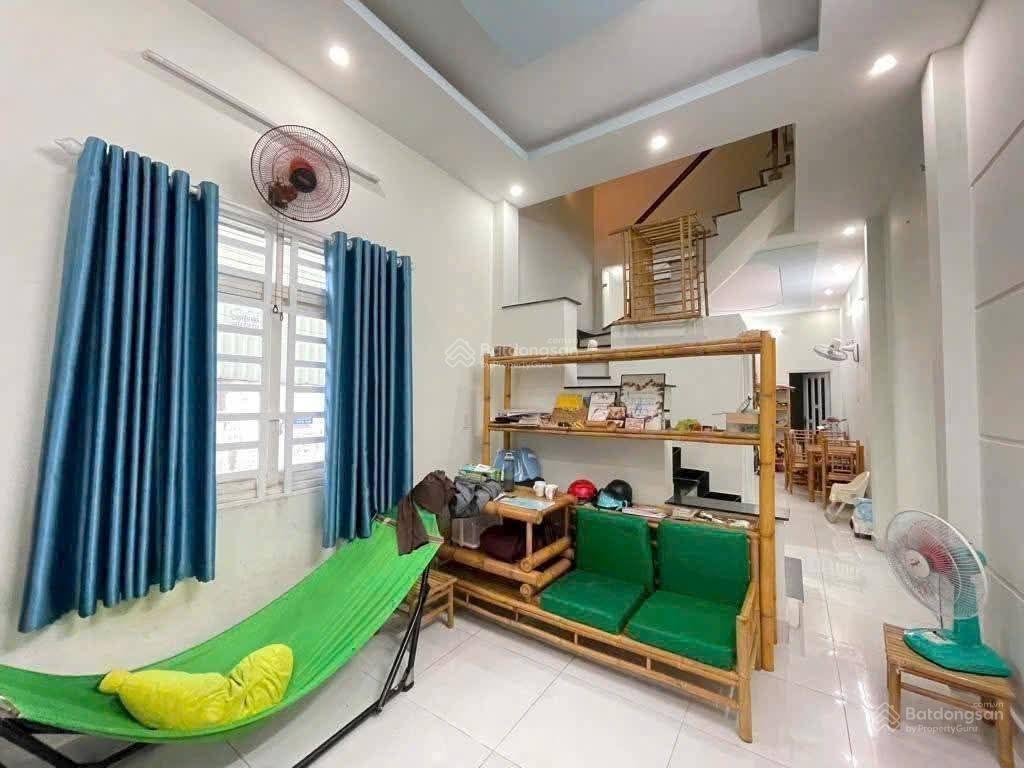 Nhà mặt tiền giá trong kẹt chỉ 4tỷ790