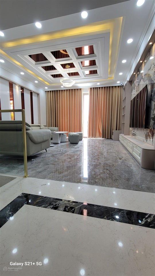 Chuyển công tác nhượng lại nhà mặt tiền 5 tầng mới xây xong