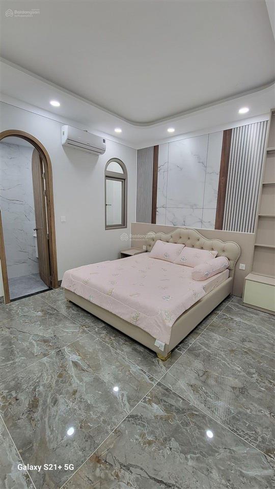 Chuyển công tác nhượng lại nhà mặt tiền 5 tầng mới xây xong