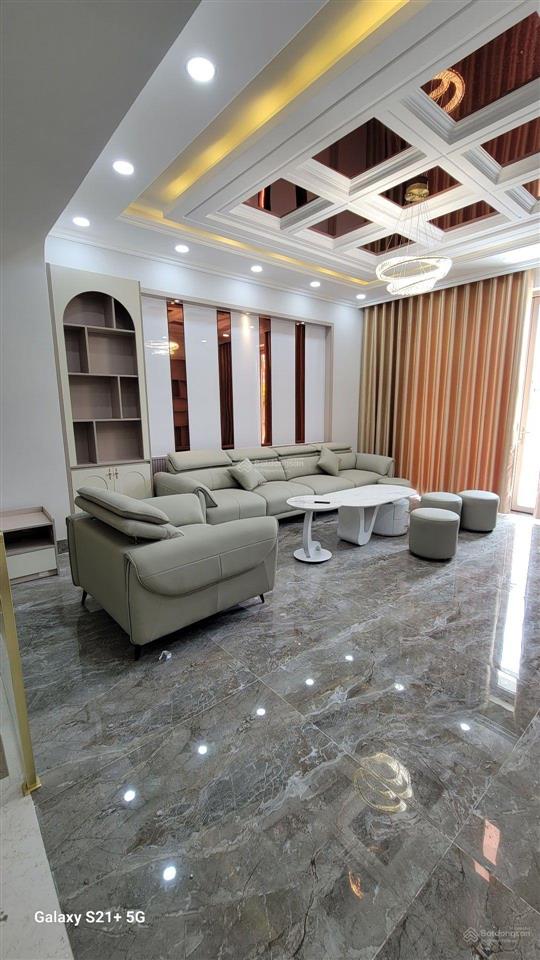 Chuyển công tác nhượng lại nhà mặt tiền 5 tầng mới xây xong