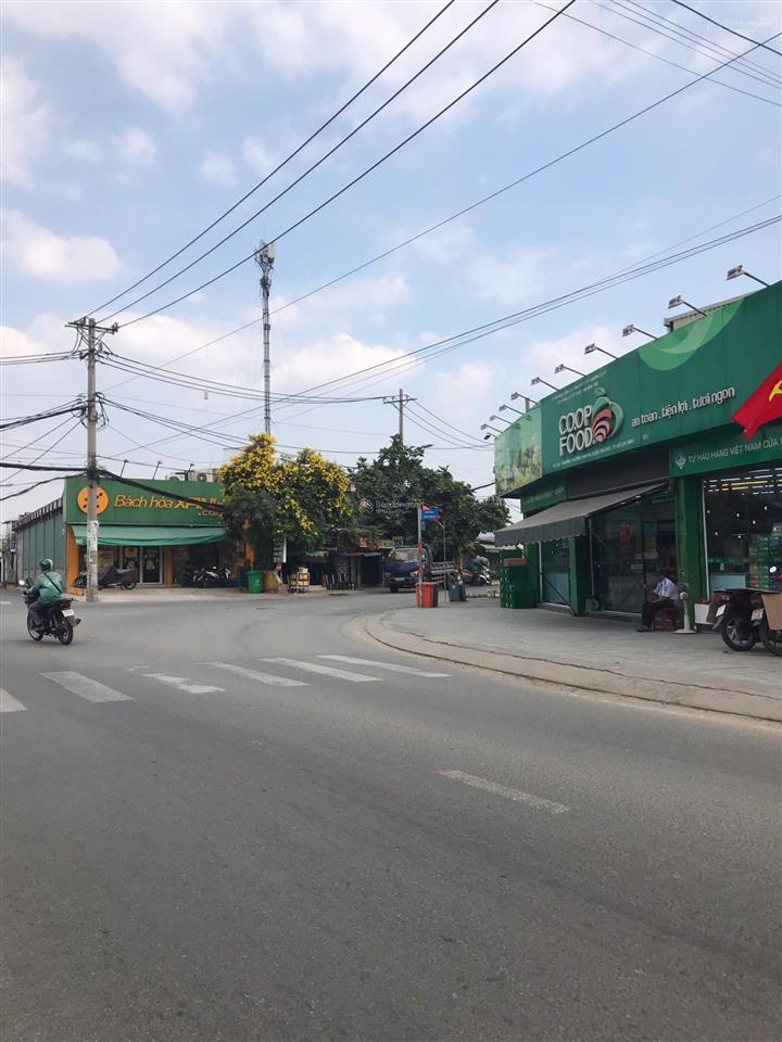Căn hộ dịch vụ 145m2, 3 tầng và sân thượng 11pn, 11wc, tam phú  thủ đức, 7,7 tỷ.