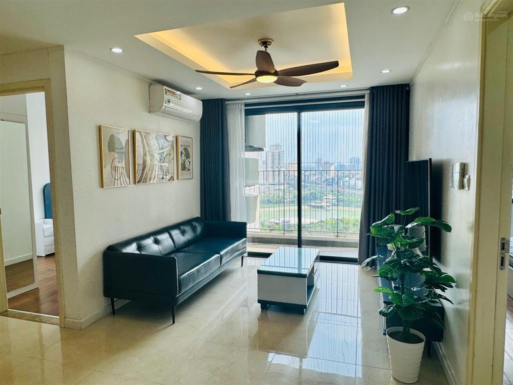 Bán căn hộ 2 ngủ tòa c6 d'capitale