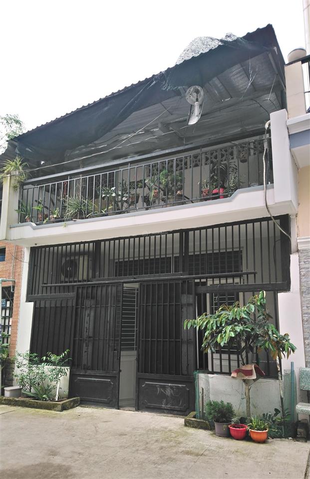 Nhà ngang 5m x14m nở hậu đẹp
1 trệt 1 tầng lửng, 3 phòng ngủ, 2 tolet