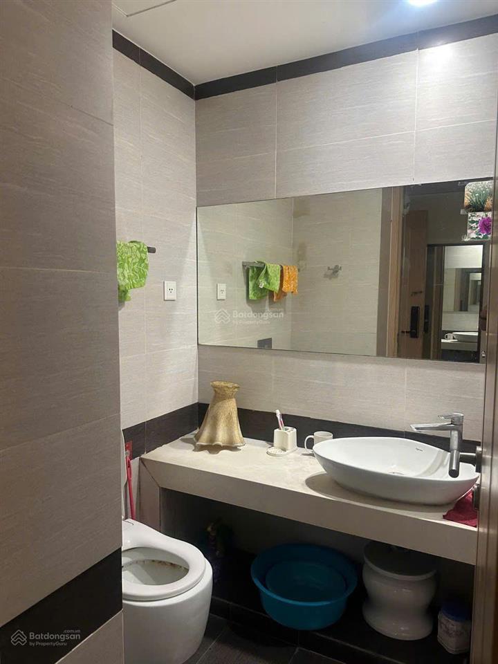 Căn hộ cc tp giao lưu  dt 72m², t10, 5,8 tỷ, view hồ đẹp  ở sướng