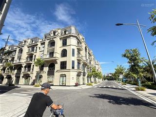 Bán căn nhà 5 tầng, lô góc 2 mặt tiền, view công viên, thiết kế châu âu, ngay sau phố đi bộ thế lữ