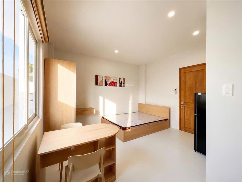 Studio cửa sổ full nội thất cộng hòa, tân bình  ngay nhà ga t3, khu etown cộng hoà