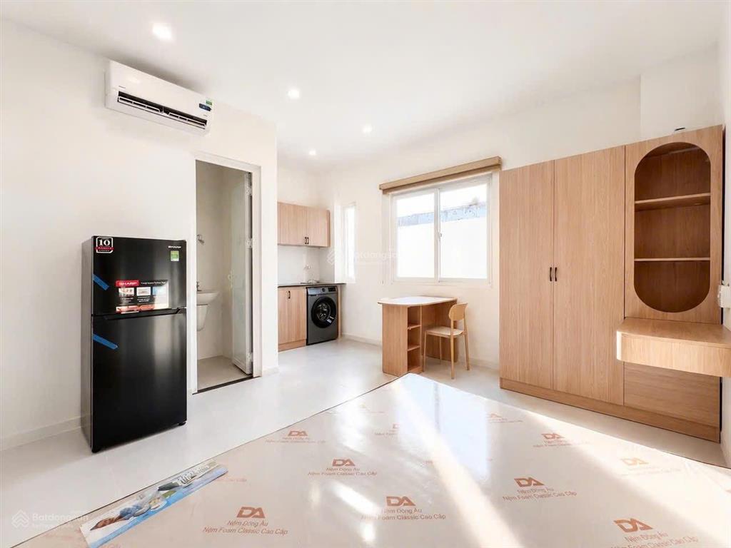 Studio cửa sổ full nội thất cộng hòa, tân bình  ngay nhà ga t3, khu etown cộng hoà