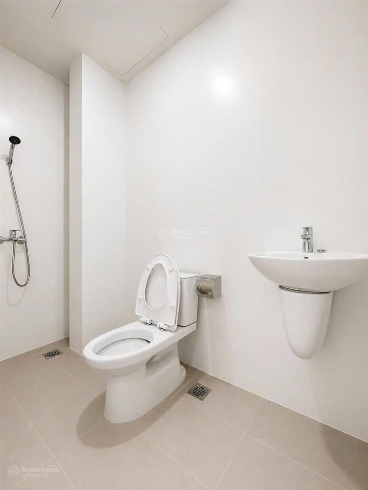 Studio cửa sổ full nội thất cộng hòa, tân bình  ngay nhà ga t3, khu etown cộng hoà