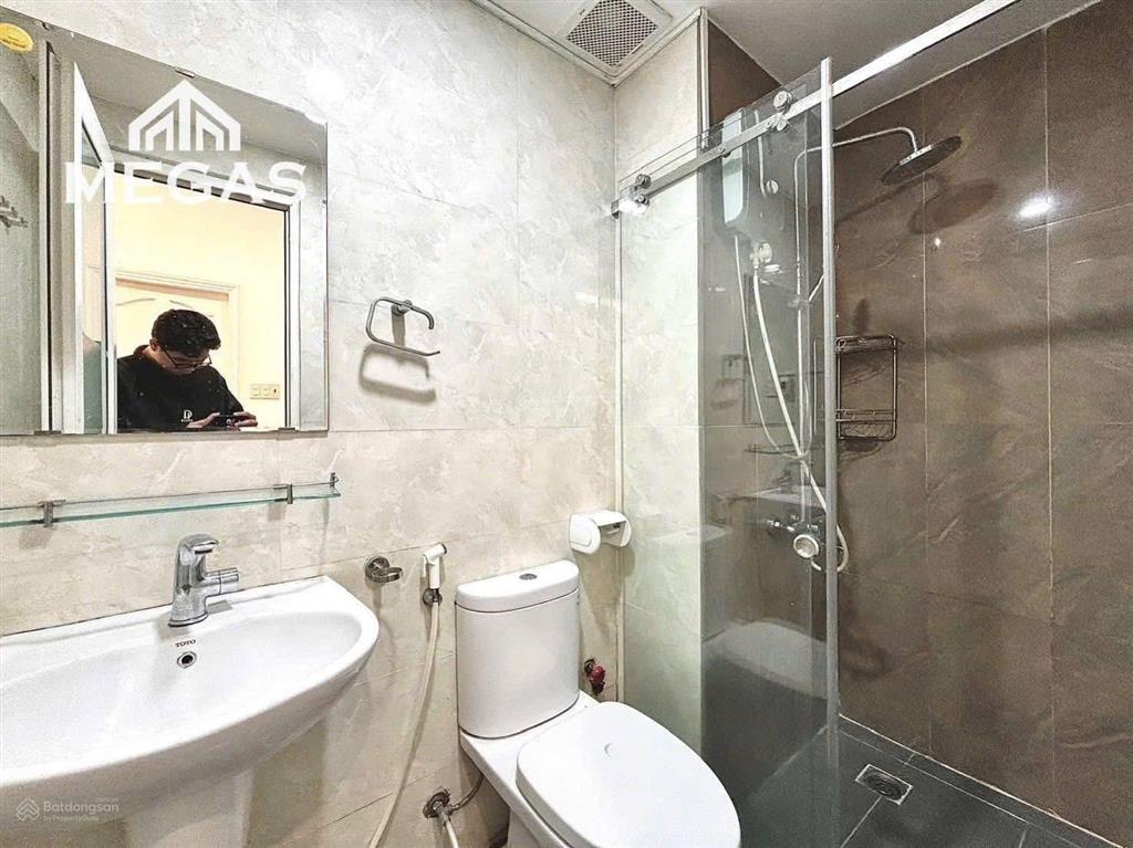 Căn hộ 1 phòng ngủ ban công, lam sơn, quận tân bình, phù hợp với khách làm sân bay