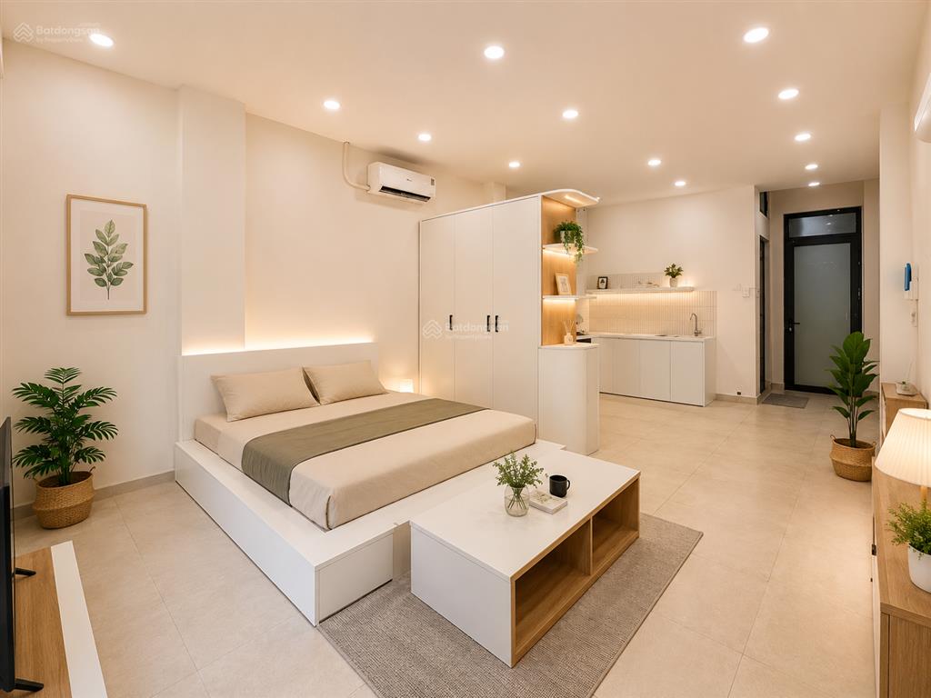 Cho thuê studio tách bếp cửa sổ đường nhất chi mai, quận tân bình  ngay etown cộng hoà