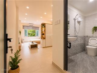 Cho thuê studio tách bếp cửa sổ đường nhất chi mai, quận tân bình  ngay etown cộng hoà