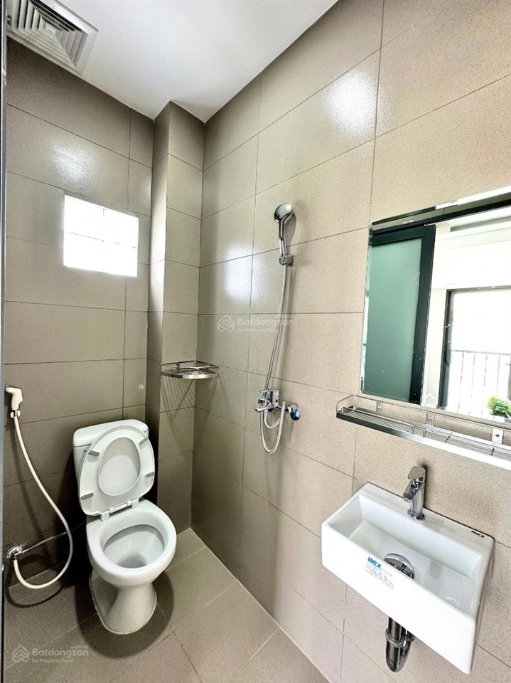 Cho thuê căn hộ duplex mới ban công đường cộng hòa, quận tân bình  đối diện etown