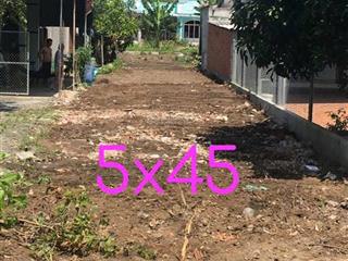 Chính chủ cần bán đất 2 mặt tiền long điền