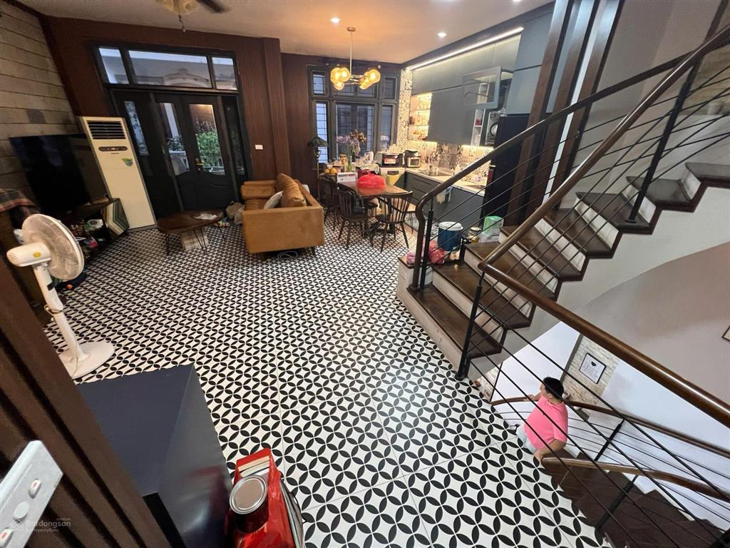 Bán nhà riêng 10 phố lụa, 63tỷ vnd, 445m2 full thổ cư, đường 5m, mặt tiền 16,5m 4pn, 3wc, chính chủ
