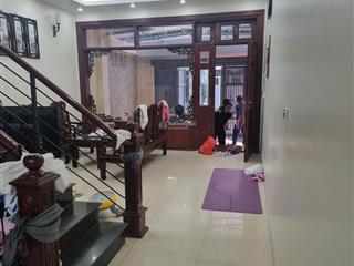 Cho thuê làm văn phòng nhà 60m2, 5 tầng, phân lô nguyễn cơ thạch, đồ cơ bản đẹp