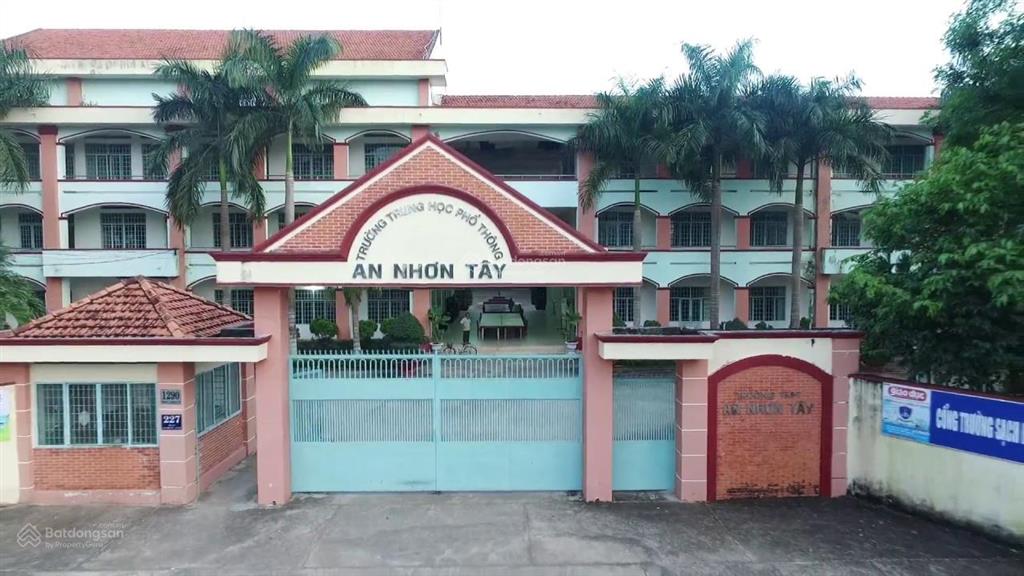 Bán gấp 150m2, thổ cư, mặt tiền tỉnh lộ 7 chỉ 2 tỷ 150, xã an nhơn tây, sổ riêng